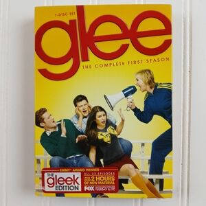 GLEE Complete First Season DVD NEW SEALED Gleek Edition 7 Disc Set TV Series